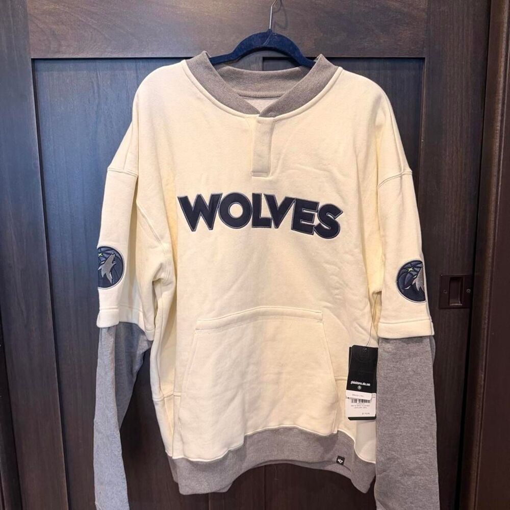 Nba Men's Cream and Yellow Sweatshirt